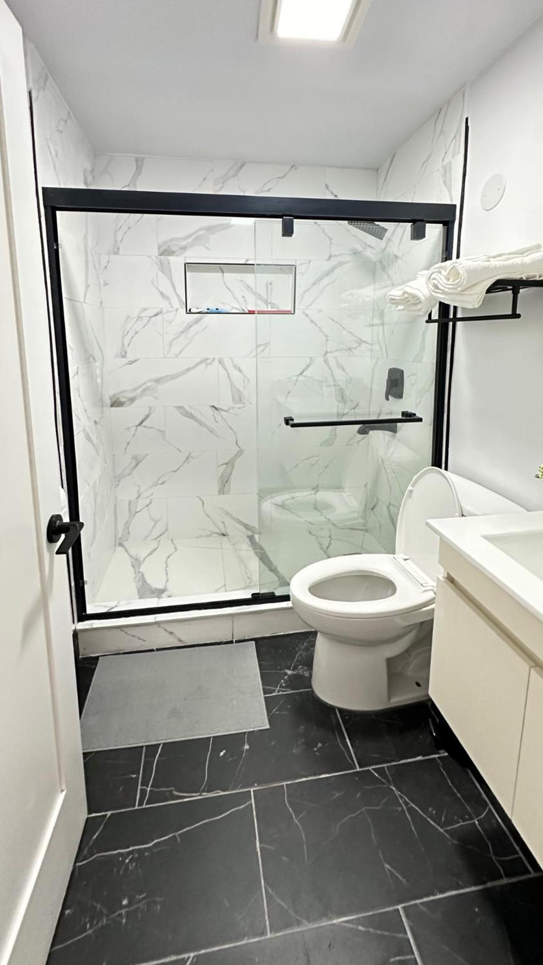 ロサンゼルス Modern 2Br Stylish & Cozy Unit Bed & Breakfast エクステリア 写真