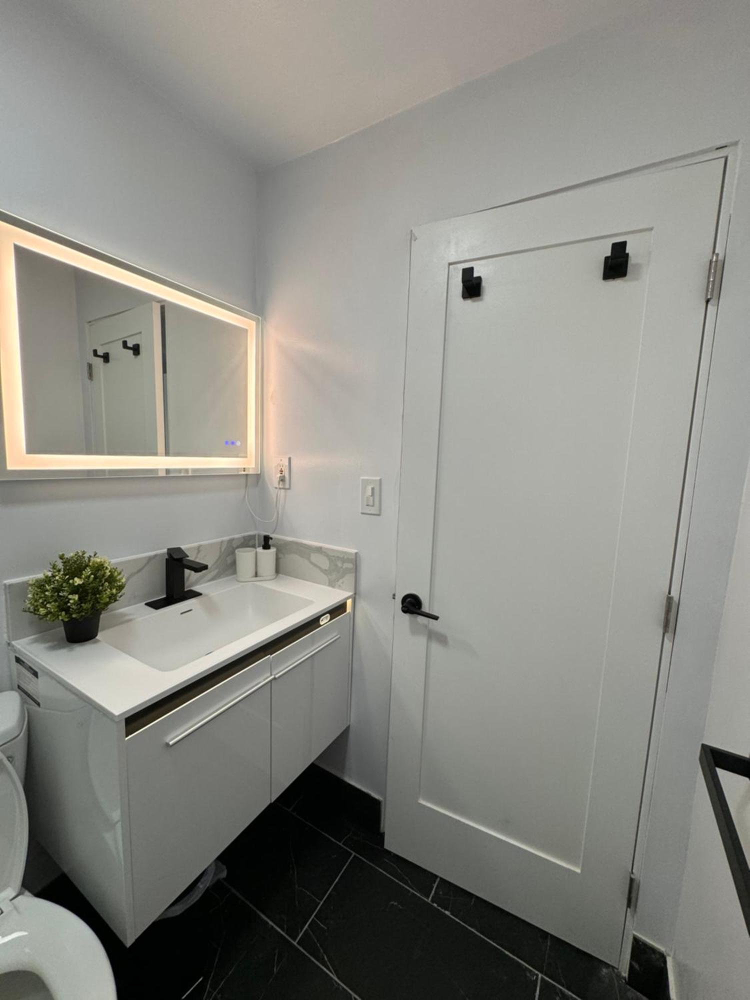 ロサンゼルス Modern 2Br Stylish & Cozy Unit Bed & Breakfast エクステリア 写真